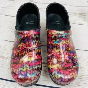 dansko funky knit clogs